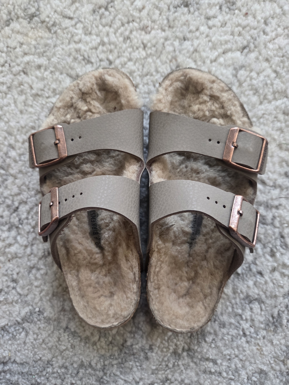 Birkenstock Girls Plush Shearling-Lined Brown Slide Sandals